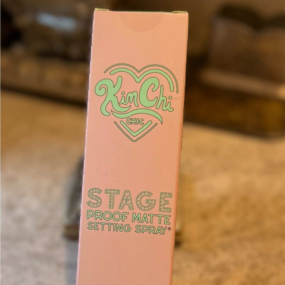 KimChi Chic Stage Proof Matte Setting Spray

NEVER OPENED - SEALED